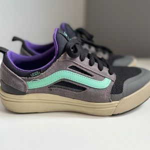 Vguc Vans ultra range size 8 women’s